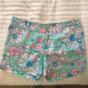 Lilly Pulitzer shorts size 2